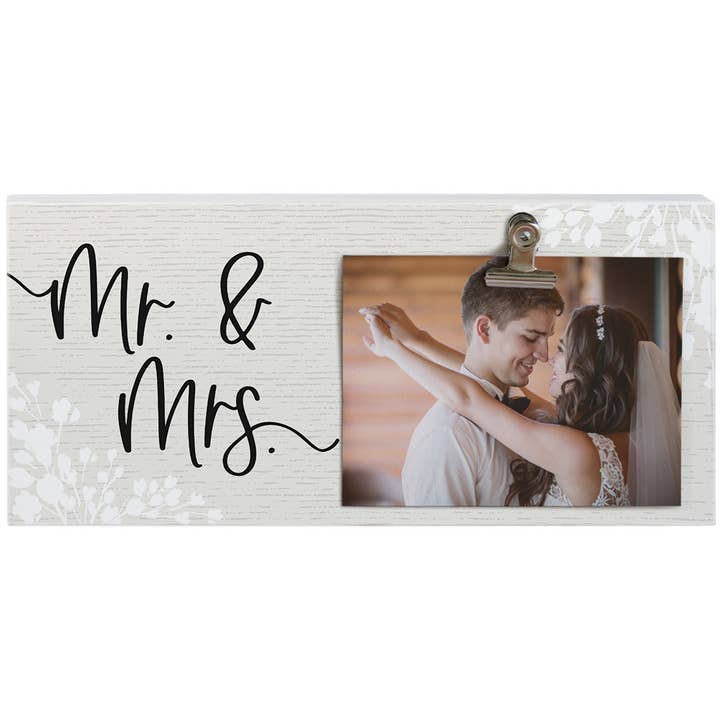 Mr + Mrs Photo Sign