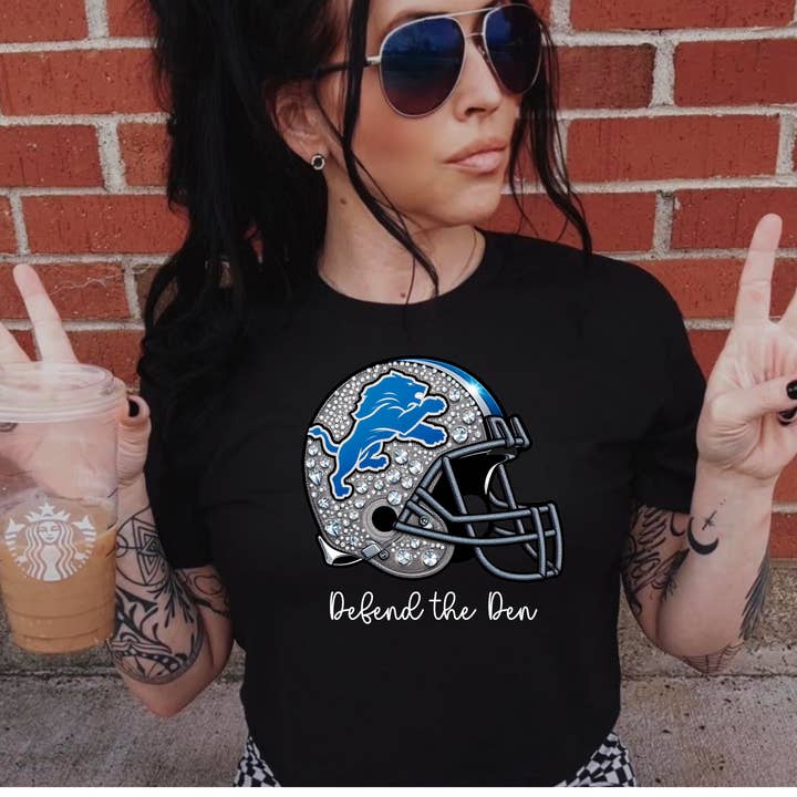 Rhinestone Helmet Lions Tee