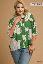 Load image into Gallery viewer, Green Peony Floral Top - Plus
