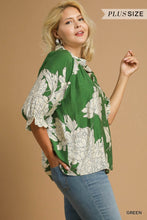 Load image into Gallery viewer, Green Peony Floral Top - Plus
