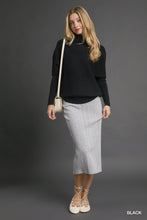 Load image into Gallery viewer, Black Turtleneck Sweater
