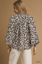 Load image into Gallery viewer, Grey Leopard Top
