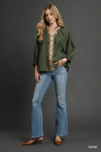 Load image into Gallery viewer, Olive Scalloped Leopard Top
