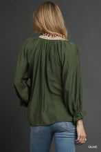 Load image into Gallery viewer, Olive Scalloped Leopard Top
