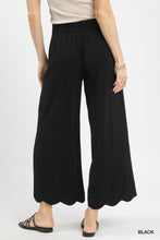 Load image into Gallery viewer, Black Scalloped Wide Linen Pants
