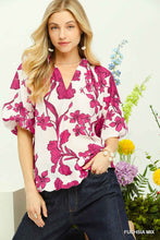 Load image into Gallery viewer, Umgee Fuchsia Floral Scalloped Top
