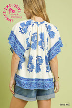 Load image into Gallery viewer, Umgee Blue Border Print Top
