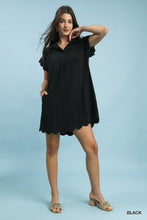 Load image into Gallery viewer, Umgee Black Linen Scalloped Dress

