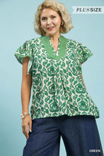 Load image into Gallery viewer, Umgee Green Abstract Print Top - Plus
