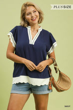 Load image into Gallery viewer, Umgee Navy Linen Trim Top
