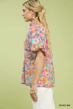 Load image into Gallery viewer, Umgee Bright Peony Floral Top
