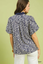 Load image into Gallery viewer, Umgee Navy Botanical Top
