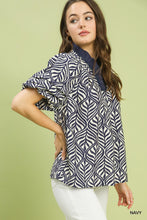 Load image into Gallery viewer, Umgee Navy Botanical Top
