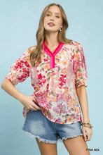 Load image into Gallery viewer, Umgee Pink Watercolor Floral Top
