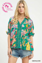 Load image into Gallery viewer, Umgee Paisley Lace Top
