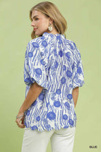 Load image into Gallery viewer, Umgee Blue Bold Print Top
