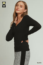 Load image into Gallery viewer, Black Sweetheart L/S Top
