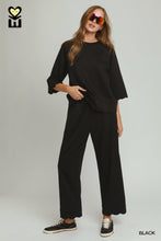 Load image into Gallery viewer, Black Scalloped Luxeknit Top
