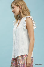 Load image into Gallery viewer, Umgee Off White Swiss Dot Top
