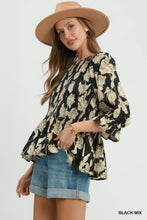 Load image into Gallery viewer, Black Floral Smocked Top
