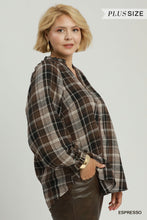 Load image into Gallery viewer, Espresso Plaid Top - Plus

