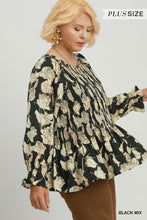 Load image into Gallery viewer, Black Floral Smocked Top - Plus
