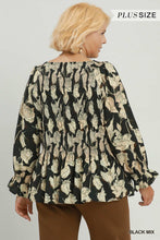 Load image into Gallery viewer, Black Floral Smocked Top - Plus
