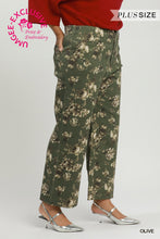 Load image into Gallery viewer, Olive Floral Pants - Plus
