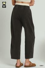 Load image into Gallery viewer, Washed Black Pants
