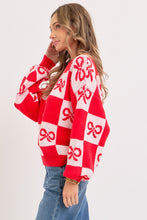 Load image into Gallery viewer, Red Checkered Bow Sweater
