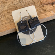 Load image into Gallery viewer, Deer Addie Earrings
