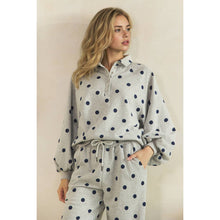 Load image into Gallery viewer, Heather + Navy Snap Pullover

