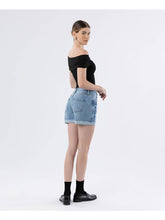 Load image into Gallery viewer, Vervet Tanya Double Front Pocket Shorts
