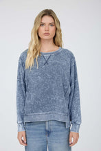 Load image into Gallery viewer, Blue Acid Wash Pullover
