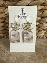 Load image into Gallery viewer, Desert Dreams Large Earrings
