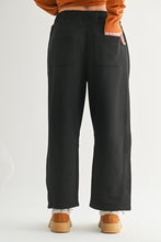 Load image into Gallery viewer, Black Barrel Sweatpants
