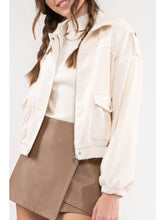 Load image into Gallery viewer, Cream Corduroy Cropped Jacket
