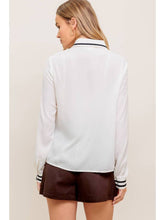Load image into Gallery viewer, White + Black Trimmed Top
