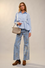 Load image into Gallery viewer, Embroidered Floral Jeans
