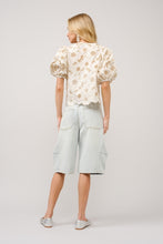 Load image into Gallery viewer, Ivory Floral Front Tie Top
