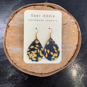 Deer Addie Medium Earrings