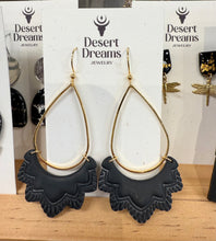 Load image into Gallery viewer, Desert Dreams Petite Earrings
