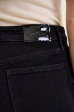 Load image into Gallery viewer, Judy Blue Daisy Black Bootcut Denim 881242
