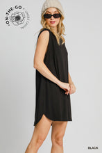 Load image into Gallery viewer, Black Crew Neck Dress
