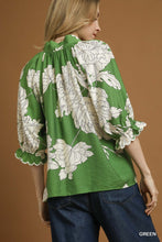 Load image into Gallery viewer, Green Peony Floral Top
