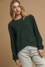 Load image into Gallery viewer, Palm Green Cross Hem Pullover
