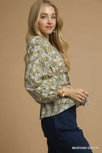 Load image into Gallery viewer, Green Floral Smock Waist Top
