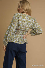 Load image into Gallery viewer, Green Floral Smock Waist Top
