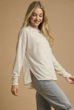 Load image into Gallery viewer, Cream Textured L/S Top
