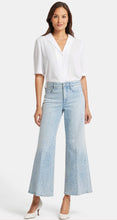 Load image into Gallery viewer, Mia Palazzo Ankle Jeans
